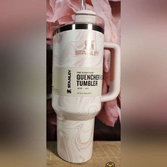 Stanley 40 0z rose quartz swirl - Picture 1 of 1